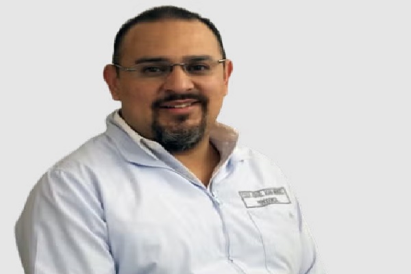 Azrael Adán Méndez