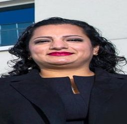 Gabriela León Flores
