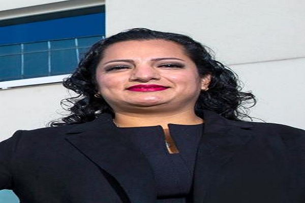 Gabriela León Flores
