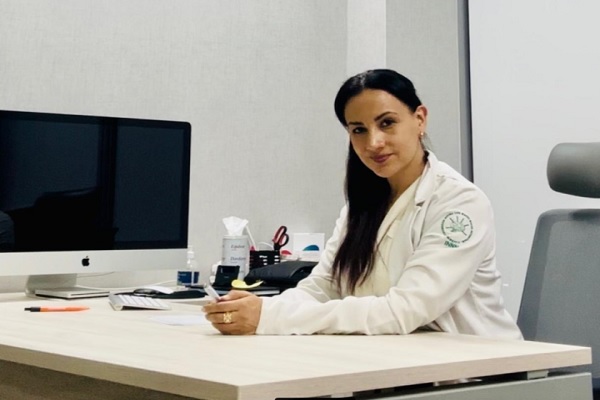 Elizabeth León Manríquez