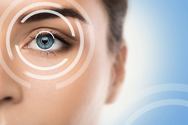 cirugía láser refractiva - ojo derecho de paciente con agudeza visual